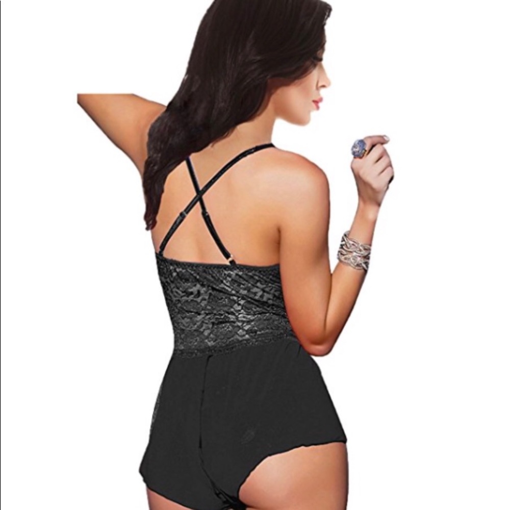 Lace Romper - Picture 3 of 4